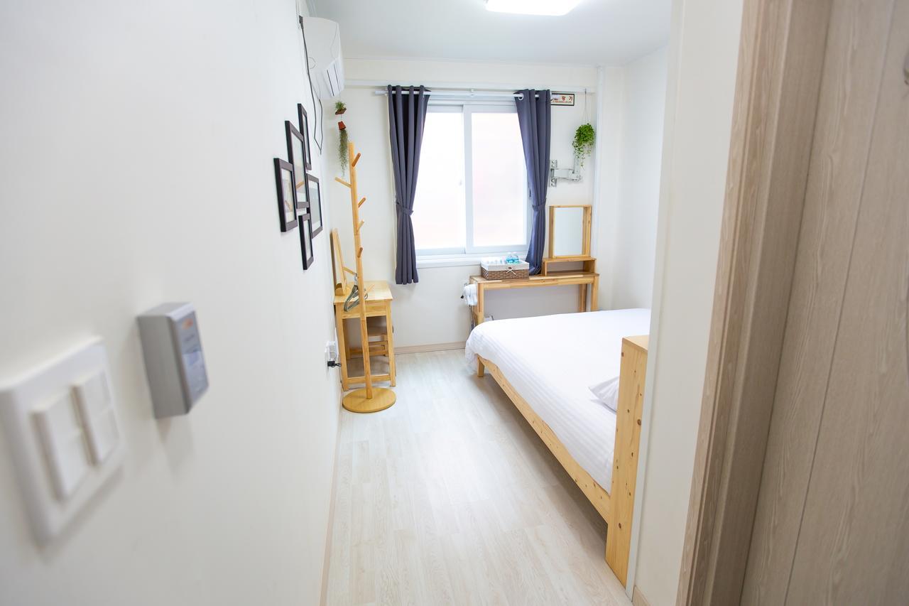 Gagopang Jeju Hotel Екстериор снимка