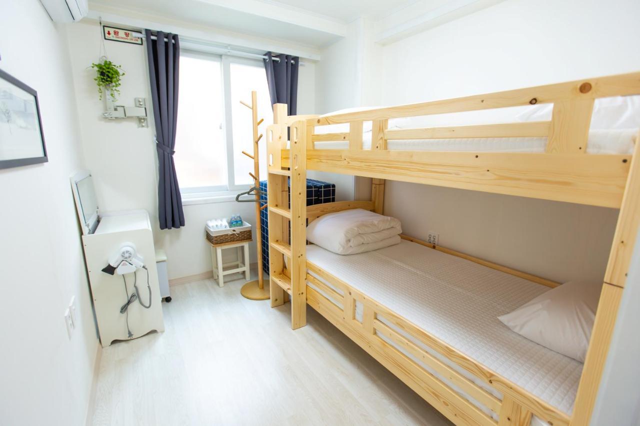 Gagopang Jeju Hotel Екстериор снимка